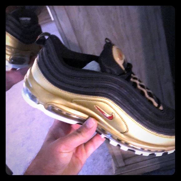 Brandnew Nike’s size 14.